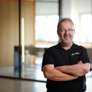 HANS-JOACHIM LISCHKA